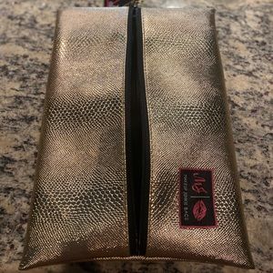 Makeup Junkie Gold Serpent. Brand New, w/ tag